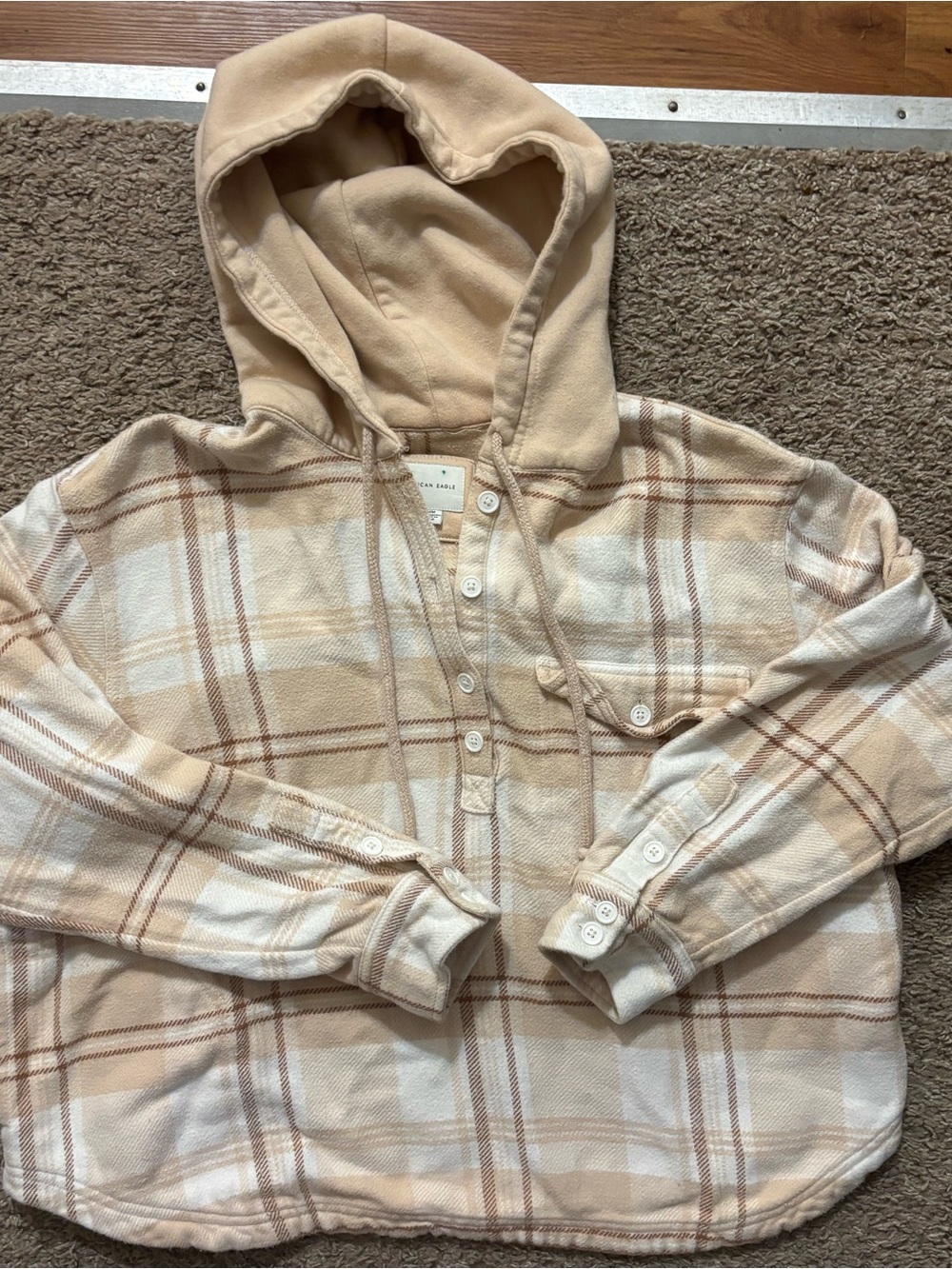 American Eagle Woman Md Plaid Hooded 1/4 Button-Up Pullover Cream & Tan Like New
